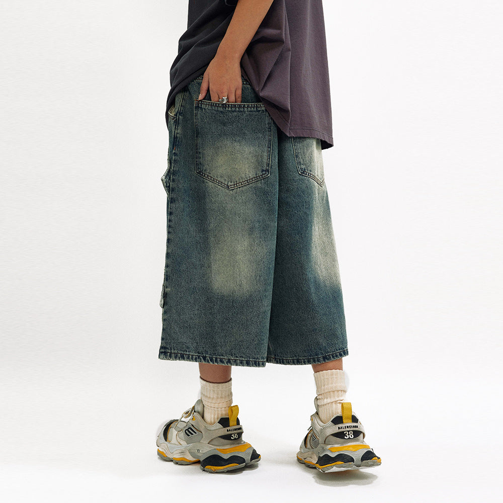 Bat Buckle Design Cropped Jeans
