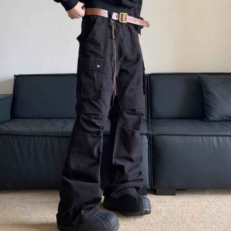 D-vine Retro Multi-pocket Paratrooper Cargo Pants - front view in black