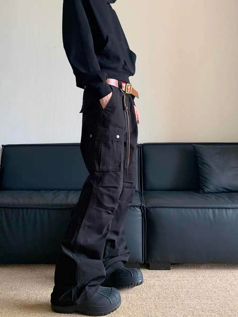 D-vine Retro Multi-pocket Cargo Pants - worn on model full length