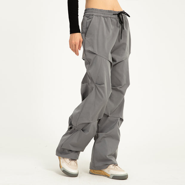 D-vine Unisex Pleated Stylish Cargos - pleat detail close-up