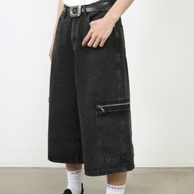 D-vine Denim Cropped Jeans in black and grey - front view