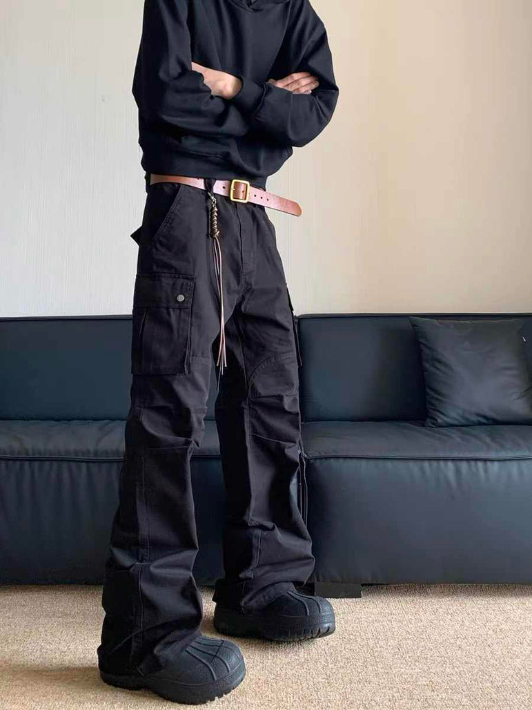 D-vine Retro Multi-pocket Cargo Pants - side pocket detail