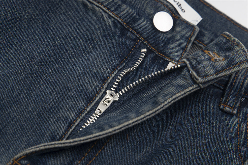 D-vine Side-Ripped Baggy Jeans - hem detail